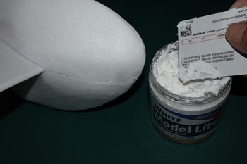 Imperfections bouch&eacute;es au mastic