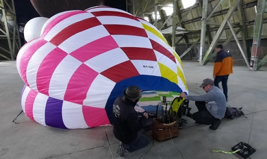 Montgolfière au gonflage