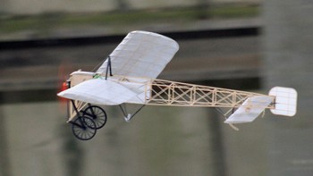Blériot XI en vol