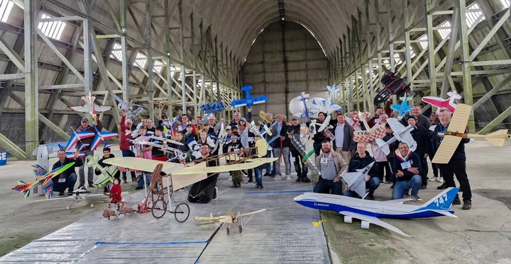 Pilotes et avions
