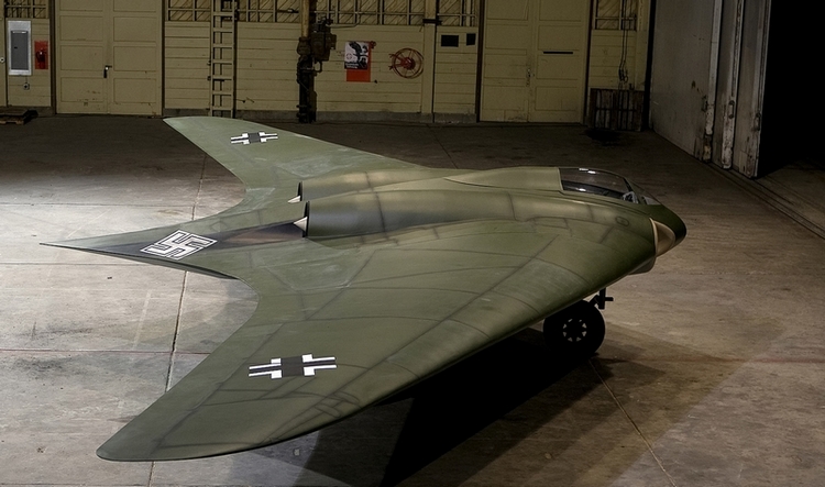 Similitude avec la B-2 Spirit de Northrop Grumman