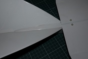 Pi&egrave;ce profil&eacute;e coll&eacute;e