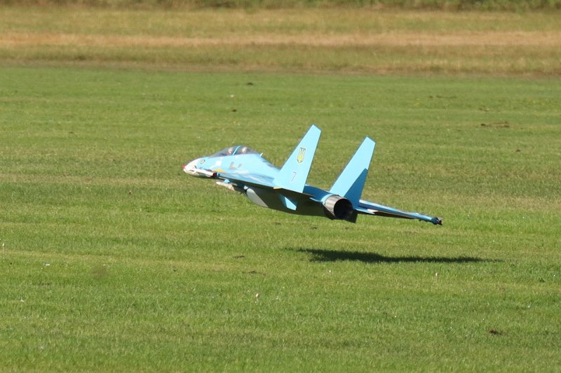 sukhoi40_6.jpg