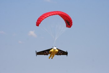 Premier vol avec le parachute