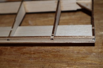Faux bord de fuite à retailler
