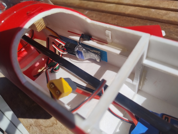 Récepteur ELRS installé