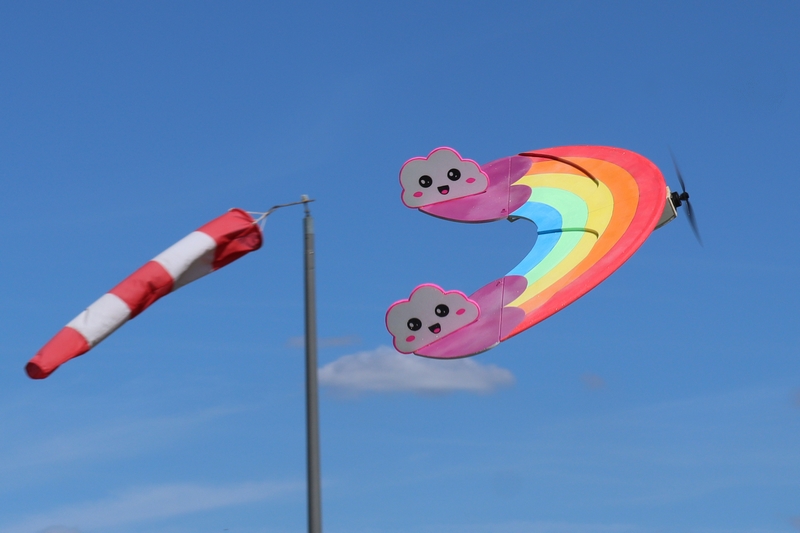 Rainbowheart en passage devant la manche &agrave; air